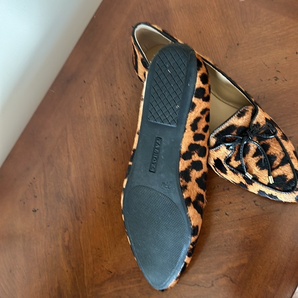Classic Leopard Talbots Francesca Bow Flats - Picture 3 of 5